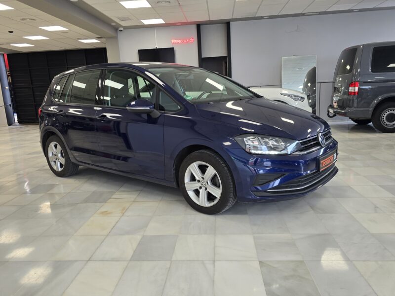 VOLKSWAGEN Golf sportvan 1600 tdi 120 CV