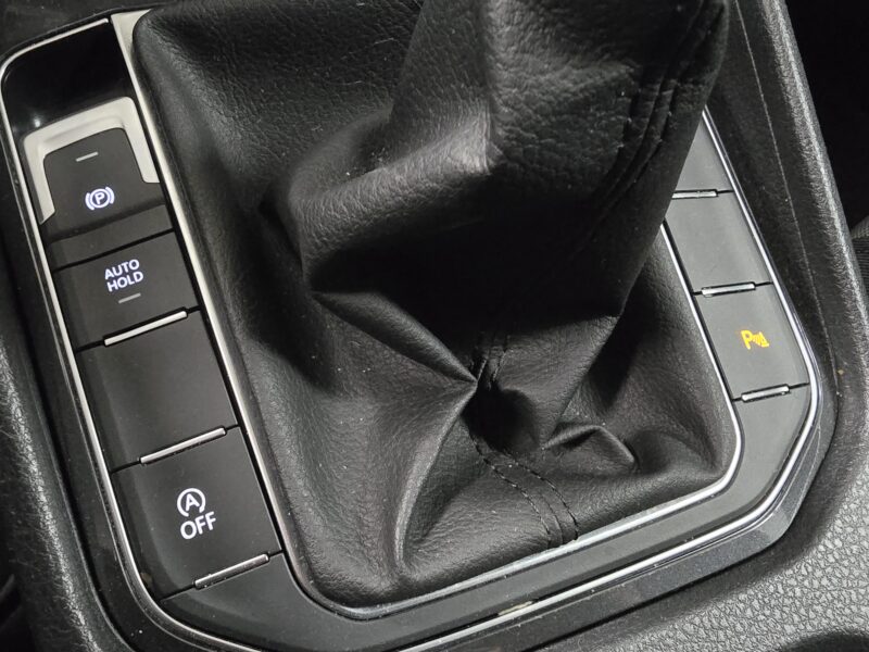 VOLKSWAGEN Golf sportvan 1600 tdi 120 CV